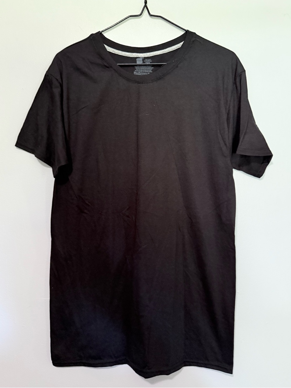Hanes  NWOT Men's Med Black Crew Neck Short Sleeve T‑Shirt
